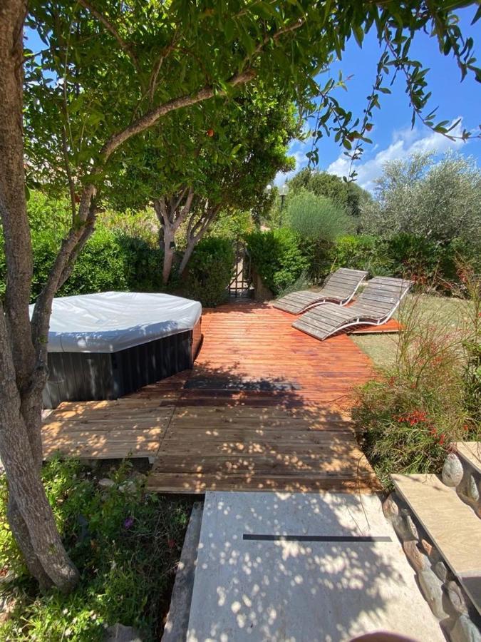 Villasimius Villetta A 300 Mt Dalla Spiaggia Exterior photo